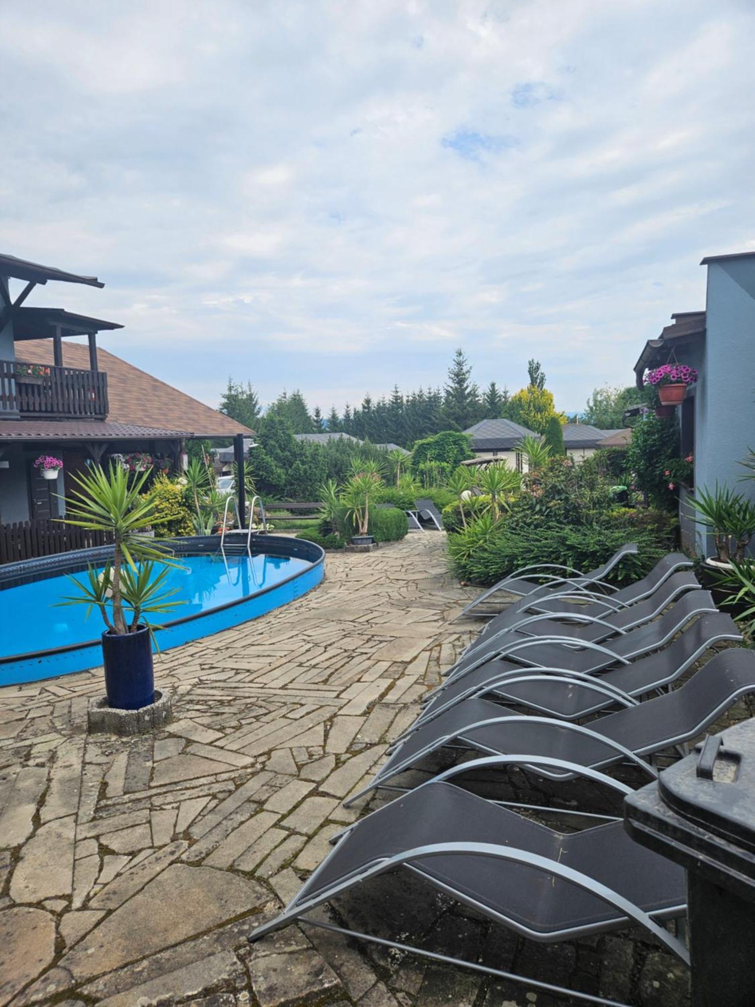 Hotel Areál Pauli Česká Skalice Exterior foto