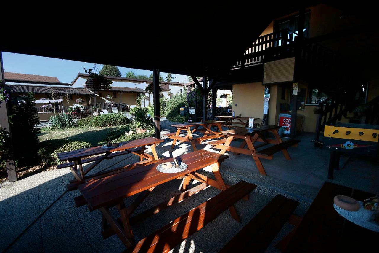 Hotel Areál Pauli Česká Skalice Exterior foto